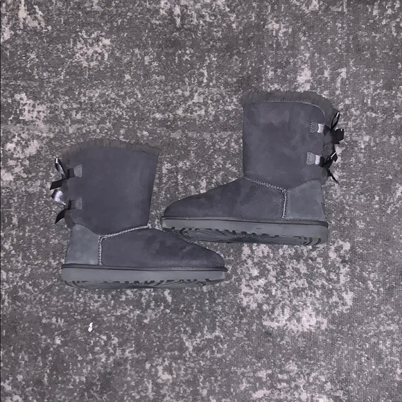 UGG Bailey Bow Boots that are a light grey color. - Picture 6 of 6
